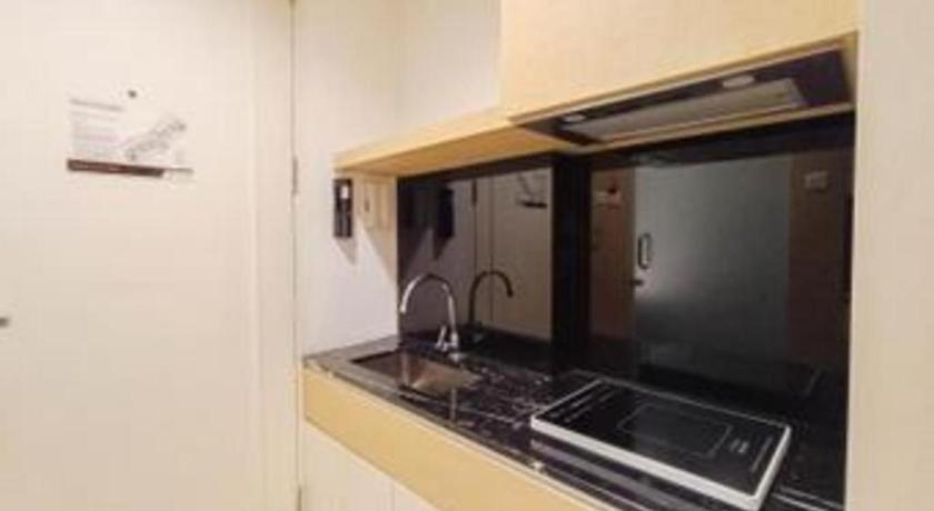 Brits Hotel Karawang Exterior foto